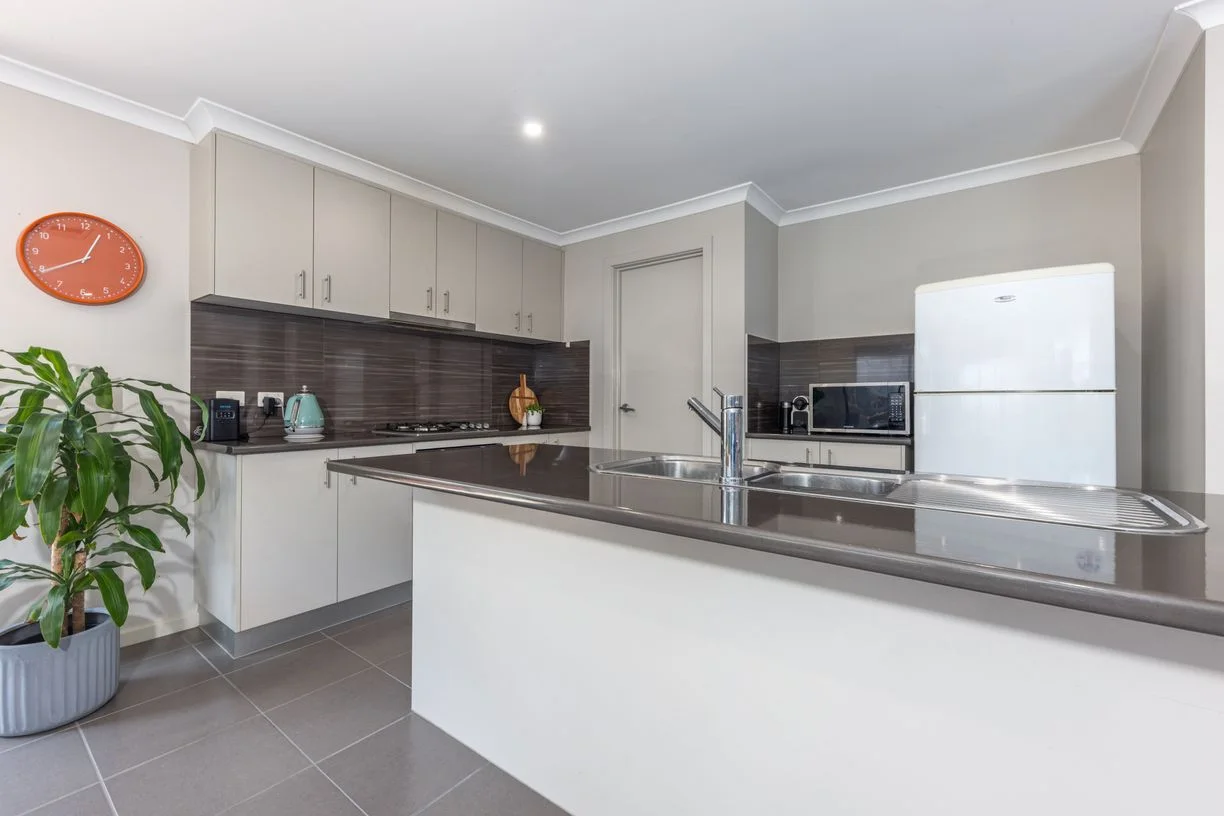6/15 Marl Close, Sunbury, property photograph 3