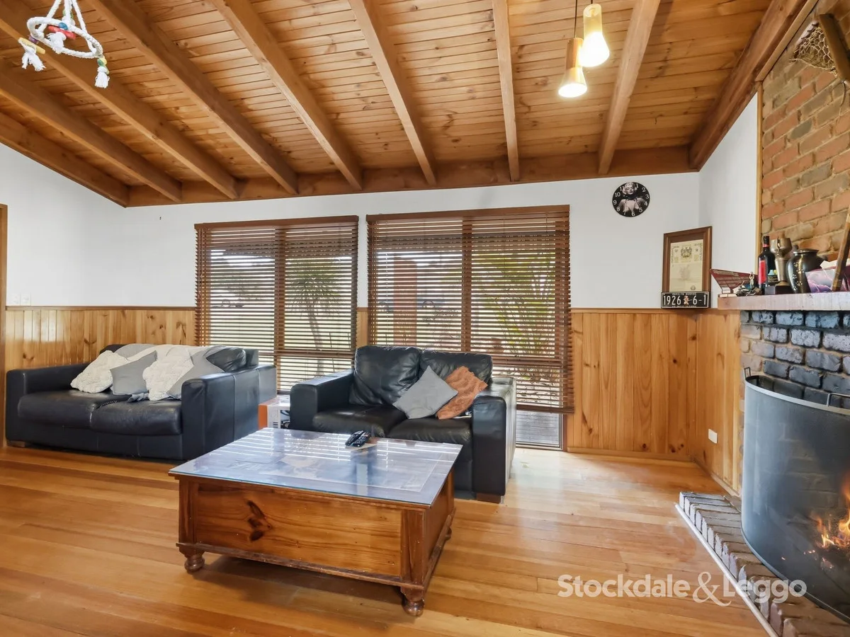 32 Inglis Street, Maddingley, property photograph 2