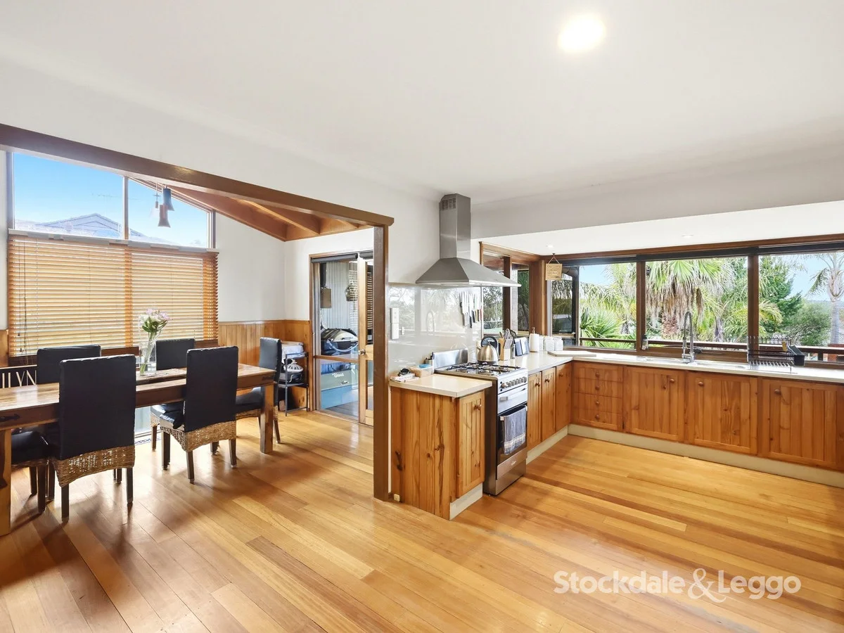 32 Inglis Street, Maddingley, property photograph 3
