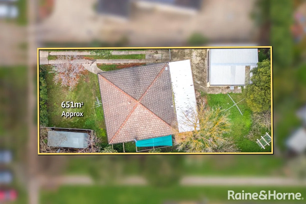 85 Riddell Road, Sunbury, property photograph 2