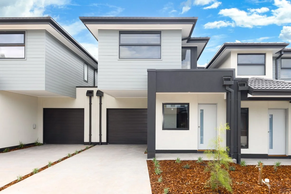 Property for sale at 5 Altura Mews, Sunbury